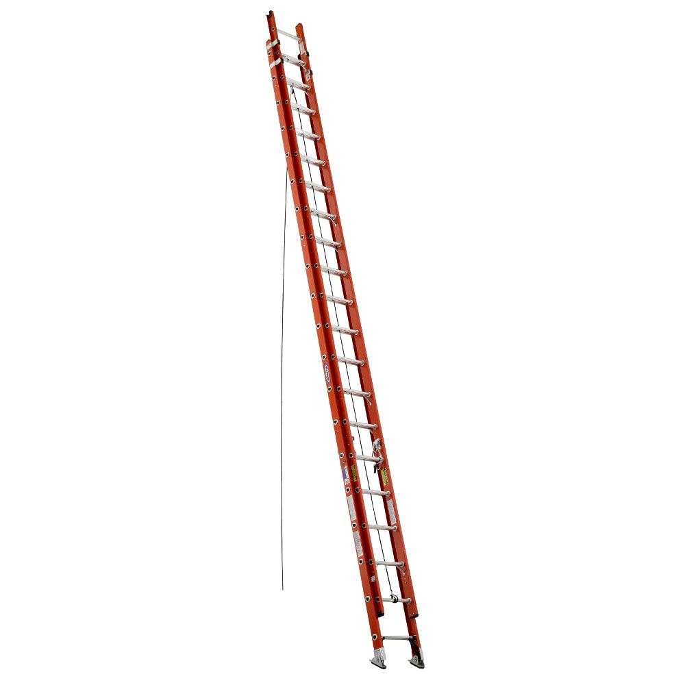Escalera de extensión de fibra de vidrio Werner D6200 de 40 pies (altura alcanzable de 37 pies) tipo 1A con capacidad de carga de 300 lbs. Modelo de escalera de extensión D6240-2.