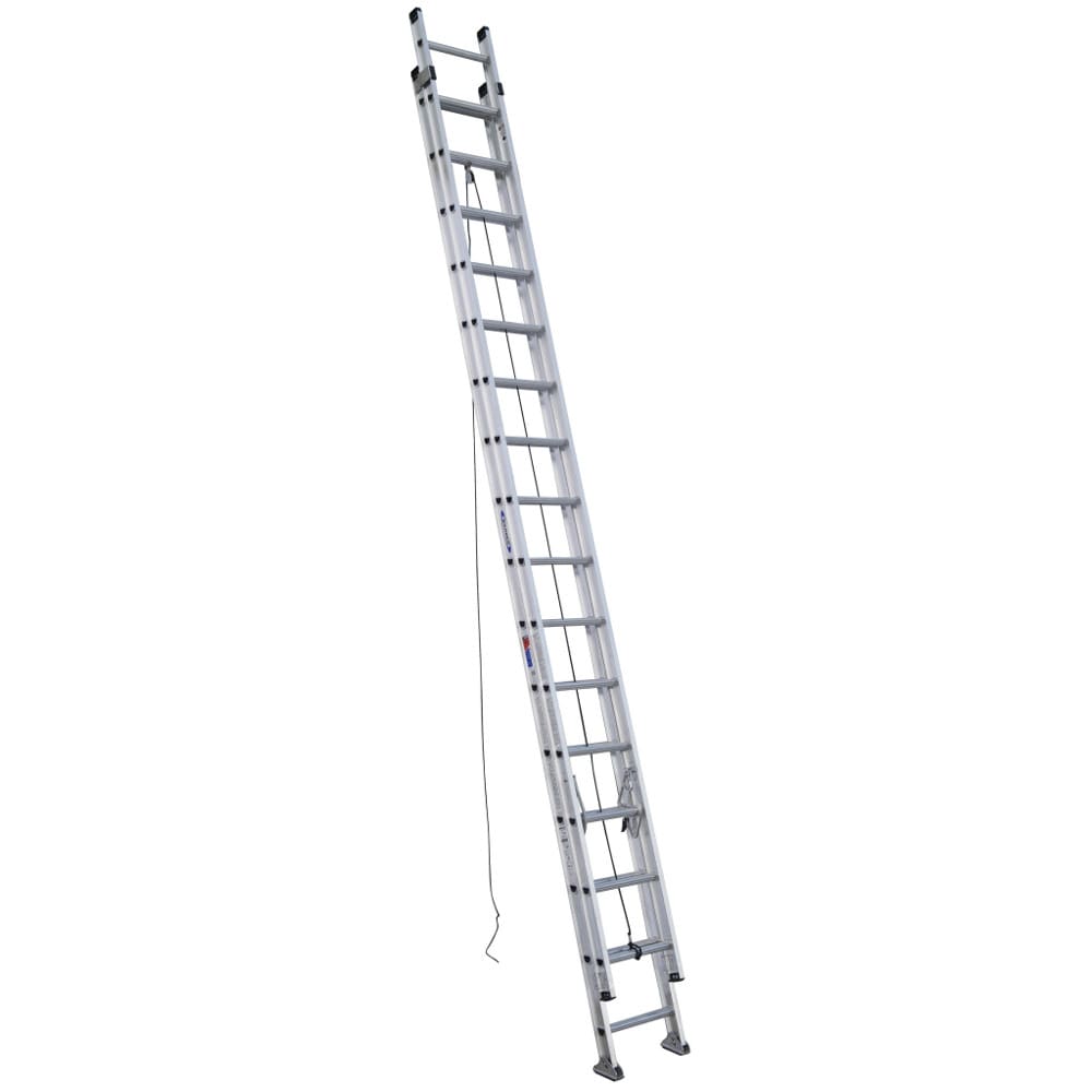 Escalera de extensión de aluminio tipo 1A Werner D1500-2 de 32 pies (altura de alcance de 31 pies) con capacidad de carga de 300 lbs. Modelo D1532-2.