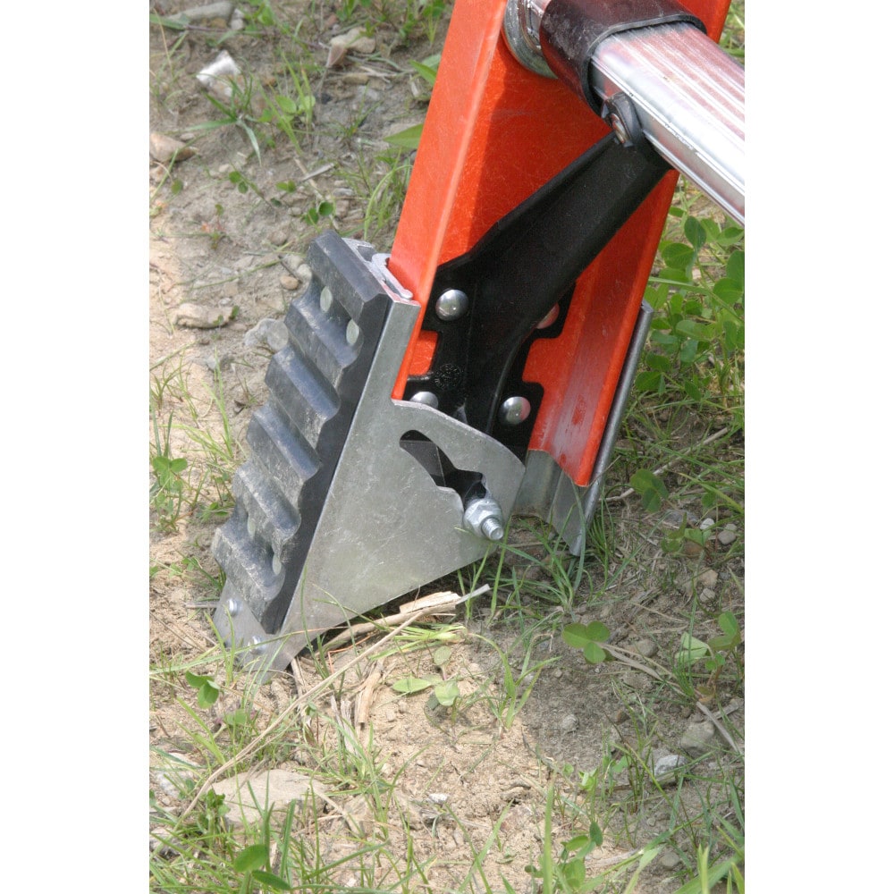 Escalera de extensión recta de fibra de vidrio tipo 1A Werner D6200-1 de 16 pies (altura de alcance de 18 pies) con capacidad de carga de 300 lbs. Modelo D6216-1.