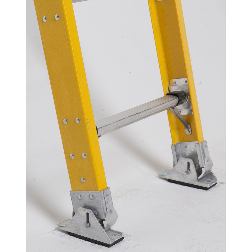 Escalera de extensión de fibra de vidrio Werner D7100-2 de 16 pies (15 pies de altura de alcance) tipo 1AA - Capacidad de carga de 375 lb. Escalera de extensión D7116-2
