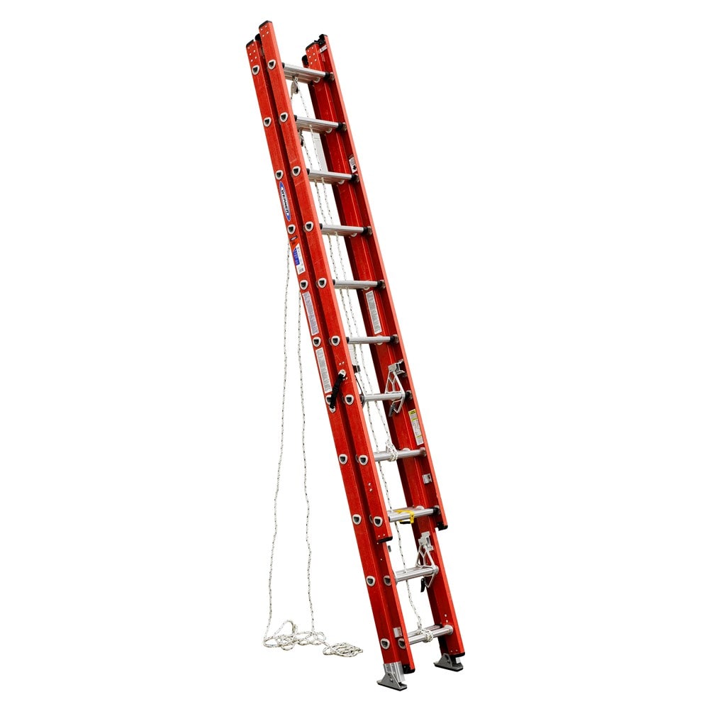 Escalera de extensión de fibra de vidrio Werner D6200-3 de 28 pies (27 pies de altura alcanzable) Tipo 1A con capacidad de carga de 300 libras. Escalera de extensión D6228-3