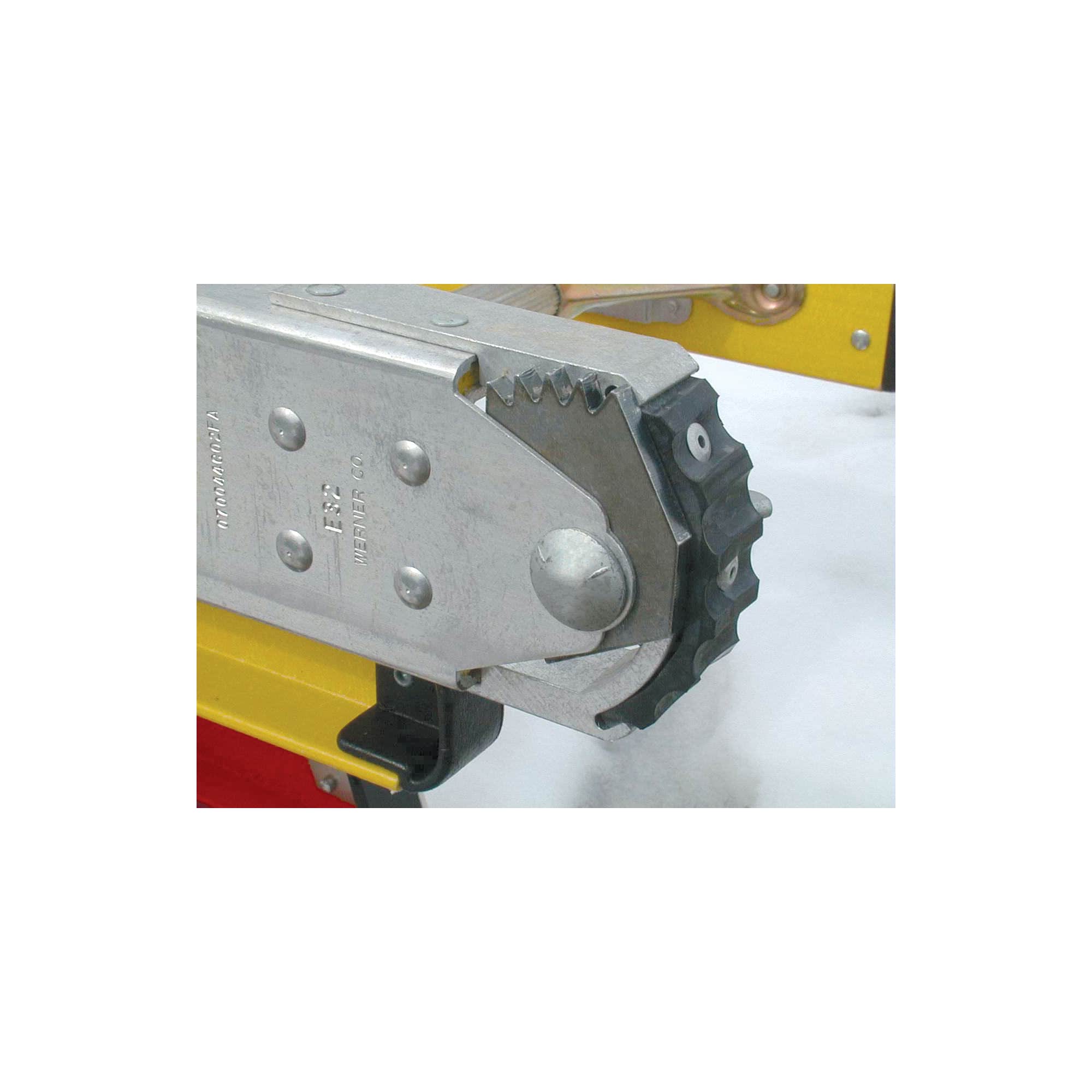 Escalera de extensión de aluminio Werner D1340-2 de 40 pies (37 pies de altura de alcance) Tipo 1 con capacidad de carga de 250 libras (115 kg) D1300-2.