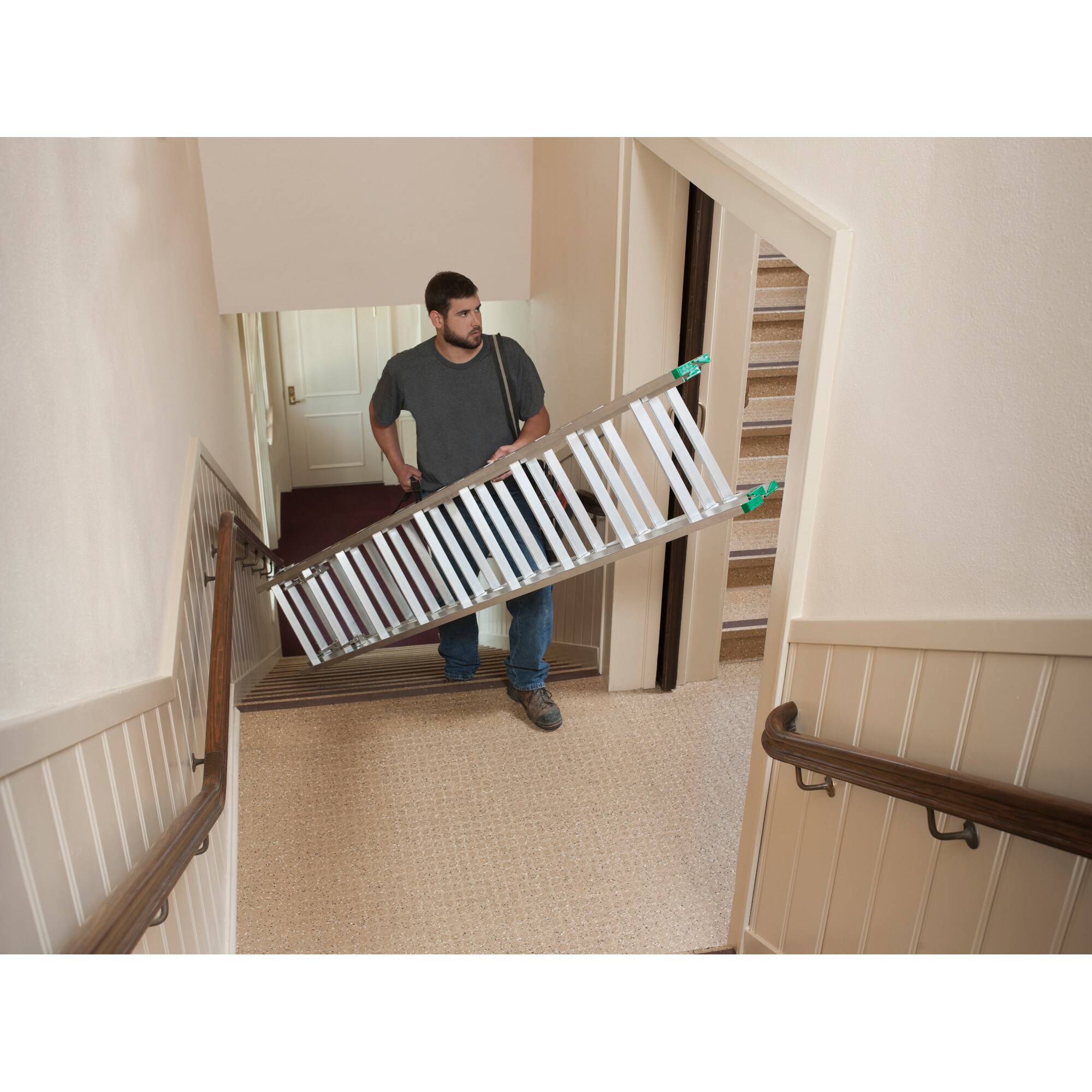 Escalera de extensión Werner D1200-3 de aluminio de tipo 2 con capacidad de carga de 225 lb y 24 pies (altura de alcance de 23 pies) Escalera de extensión D1224-3 de 24 pies.