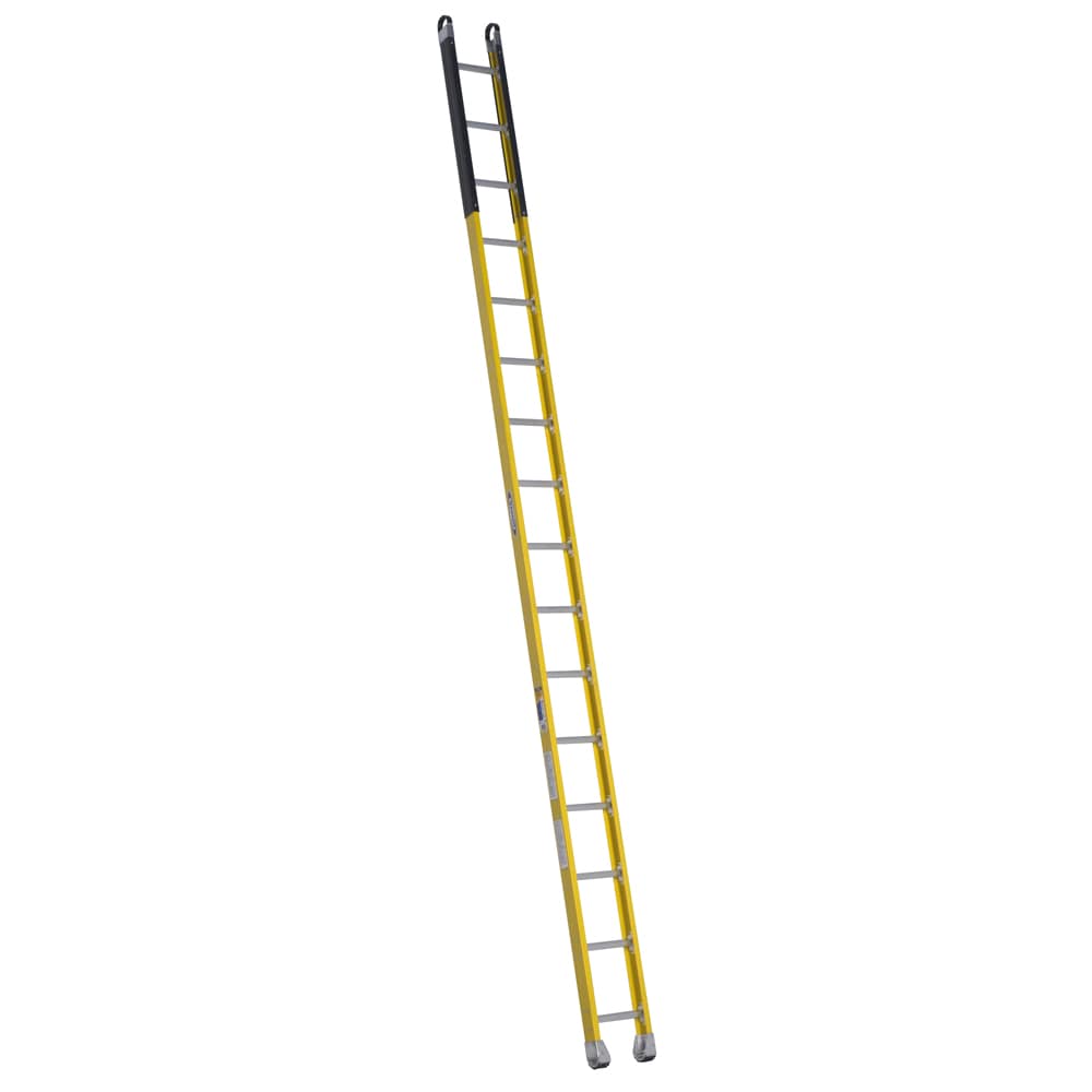 Escalera de extensión para pozo de hombre Werner M7100-1 de fibra de vidrio tipo 1AA con capacidad de carga de 375 lbs y 16 pies (altura de alcance de 18 pies) M7116-1.