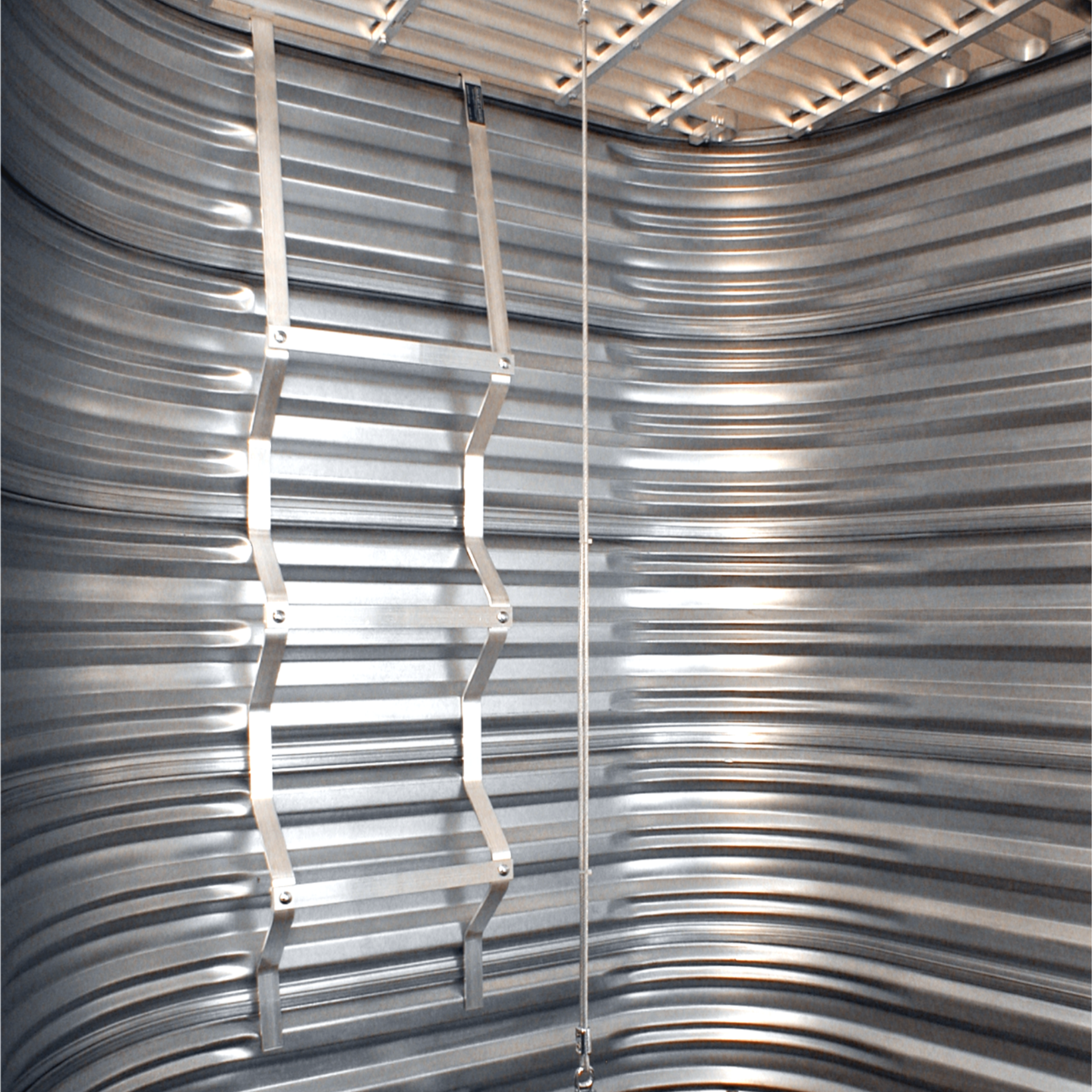 Ajuste-A-Grate 3 - Paso 1 - Escalera de pozo de ventana de aluminio con capacidad de 300 lb, Modelo WWL