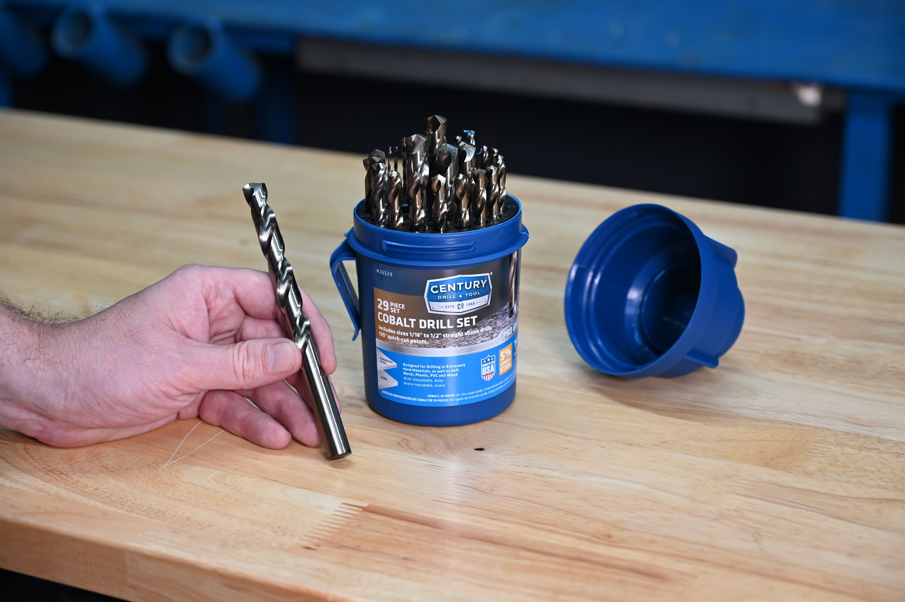 Juego de brocas surtidas de 29 piezas Century Drill & Tool de cobalto para taladro de longitud estándar, modelo 26529.