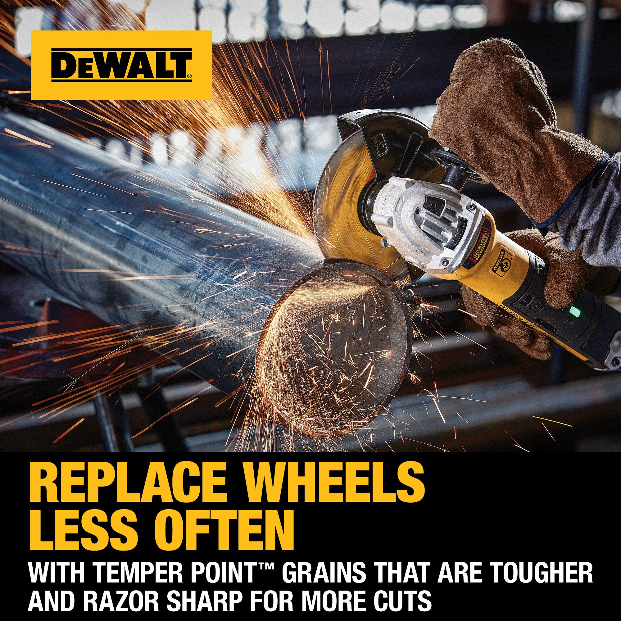 Rueda de corte DEWALT de óxido de aluminio de 4.5 pulgadas DW8062-L