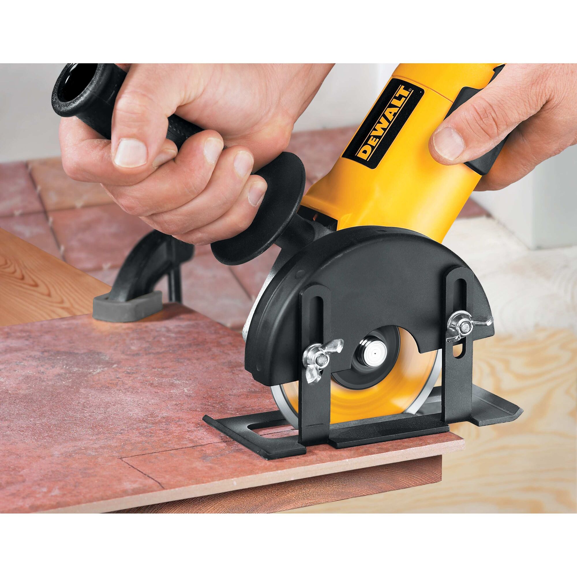 Rueda de muela de rectificado de diamante DEWALT 4 pulgadas con arbor de diamante - Grit DW4729