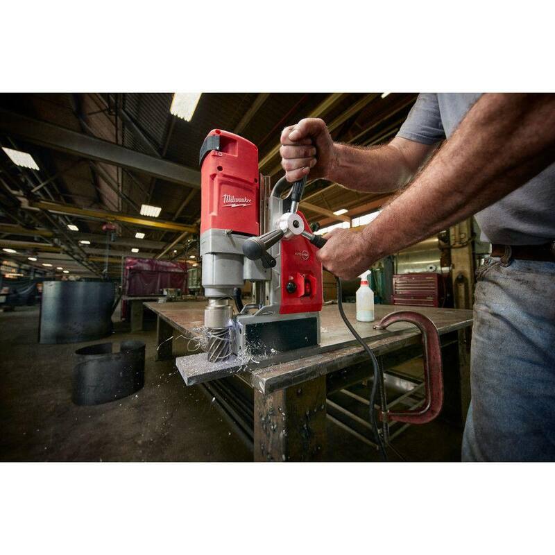 Juego de taladro electromagnético de Milwaukee de 13 amp y 1-5/8 pulgadas - 4272-21