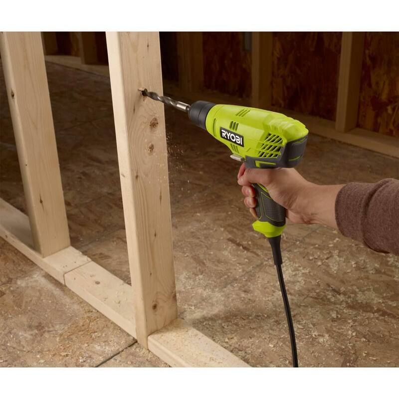 RYOBI Taladro/destornillador compacto con cable de 5.5 A y velocidad variable de 3/8 pulg con bolsa - D43K