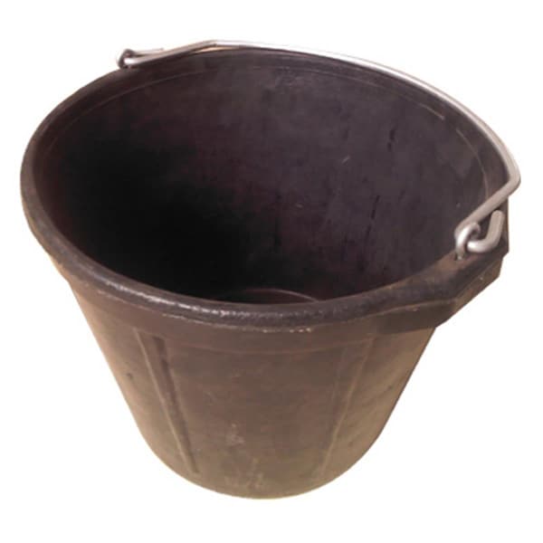 "Master Rancher Cubeta de Hule de 8 Cuartos MR8QR-BUCK-BLK - 175947"