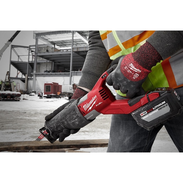 Guantes Milwaukee Tool resistentes al corte y aislantes, nivel de corte A3, 15 galgas - 48-22-8924B