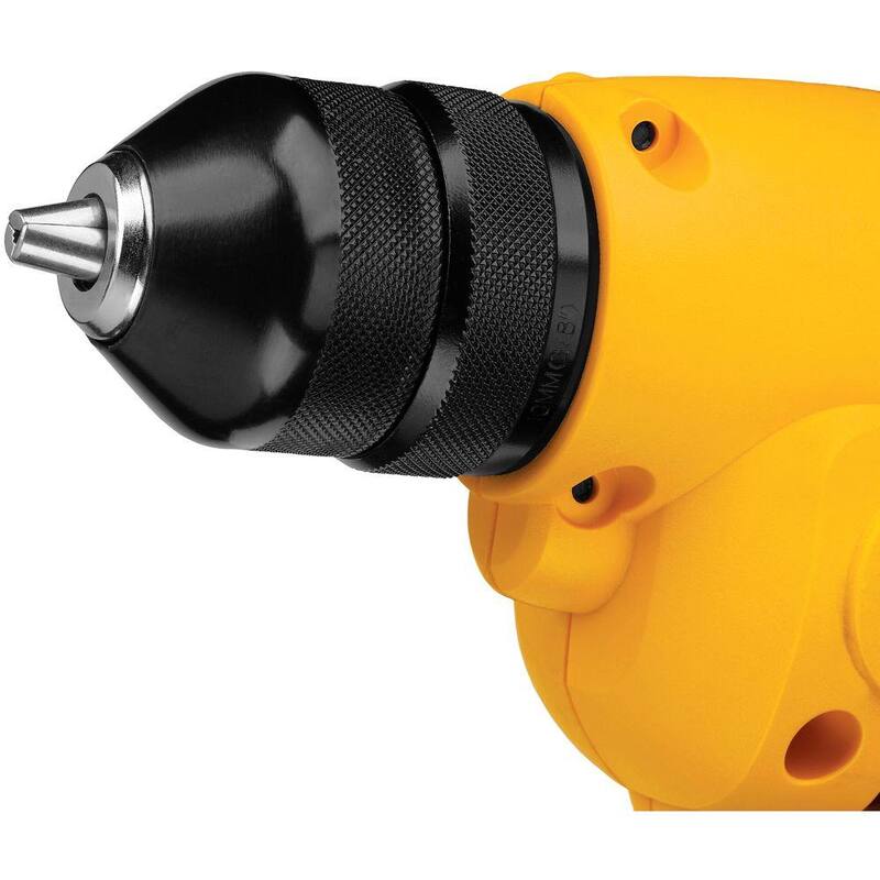 DEWALT Kit de Taladro de 8 Amp 3/8 pulgadas con Velocidad Variable y Reversa en Mango Medio con Portabrocas sin Llave - DWD115K