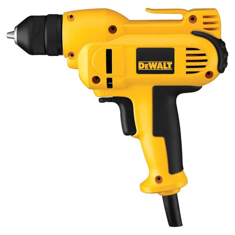 DEWALT Kit de Taladro de 8 Amp 3/8 pulgadas con Velocidad Variable y Reversa en Mango Medio con Portabrocas sin Llave - DWD115K