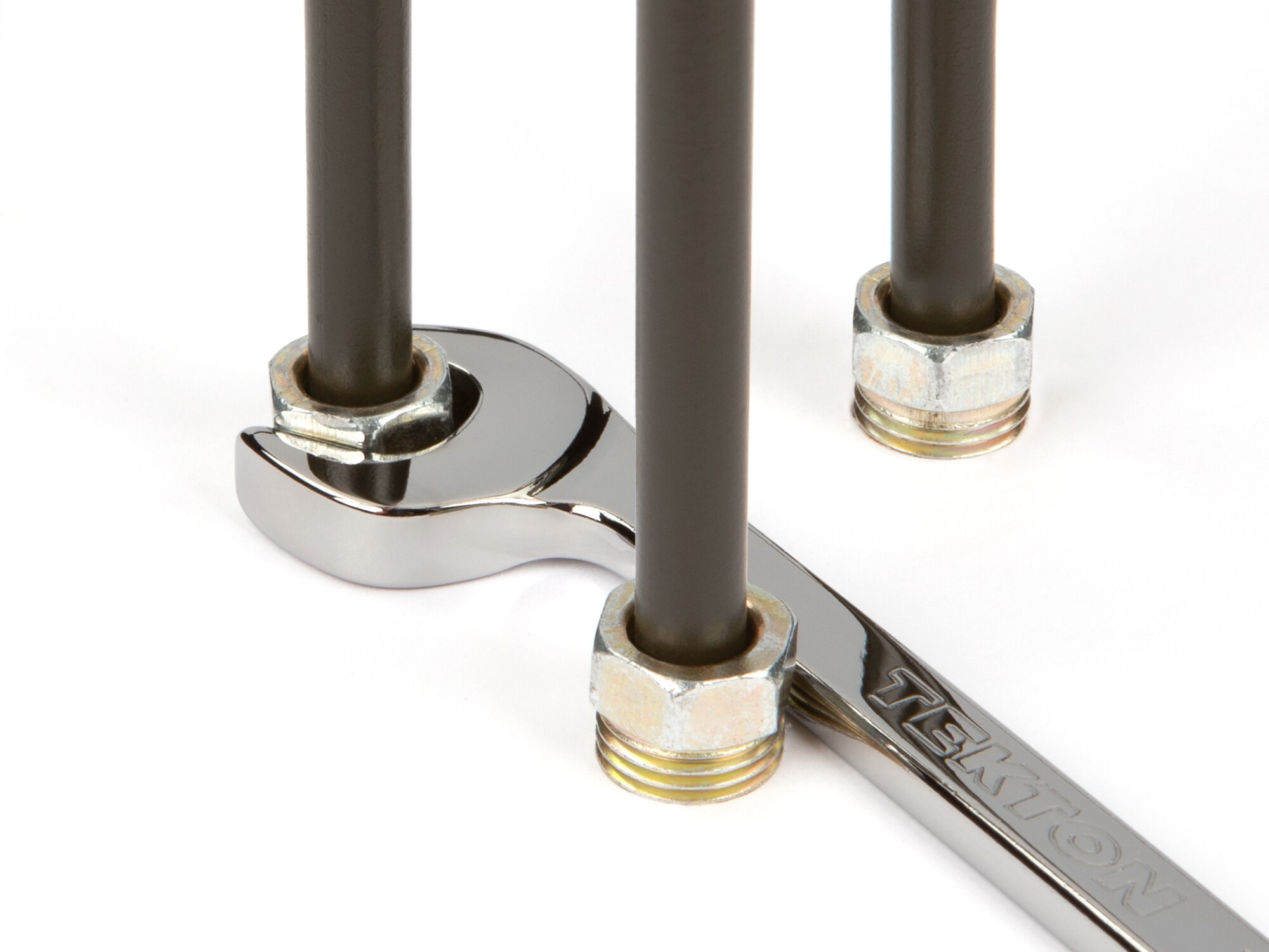 Llave de extremo abierto de ángulo estándar (SAE) TEKTON de 1/4 pulgadas (sin estuche) WAE83006