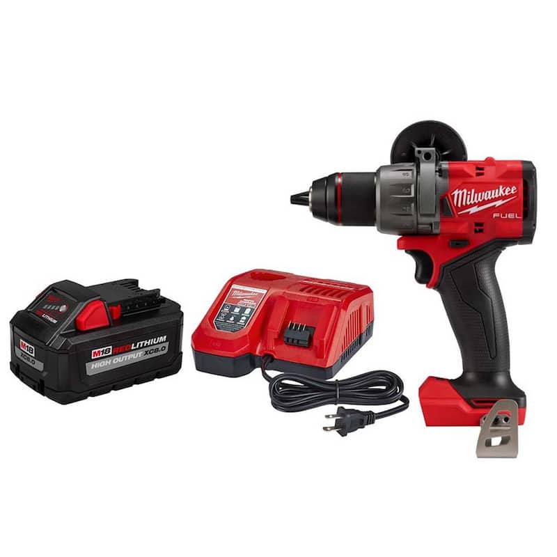 Milwaukee M18 FUEL Taladro/destornillador inalámbrico sin escobillas de 1/2 pulgadas con batería de iones de litio de 18 voltios y kit de inicio de 8.0 Ah - 2904-20-48-59-1880