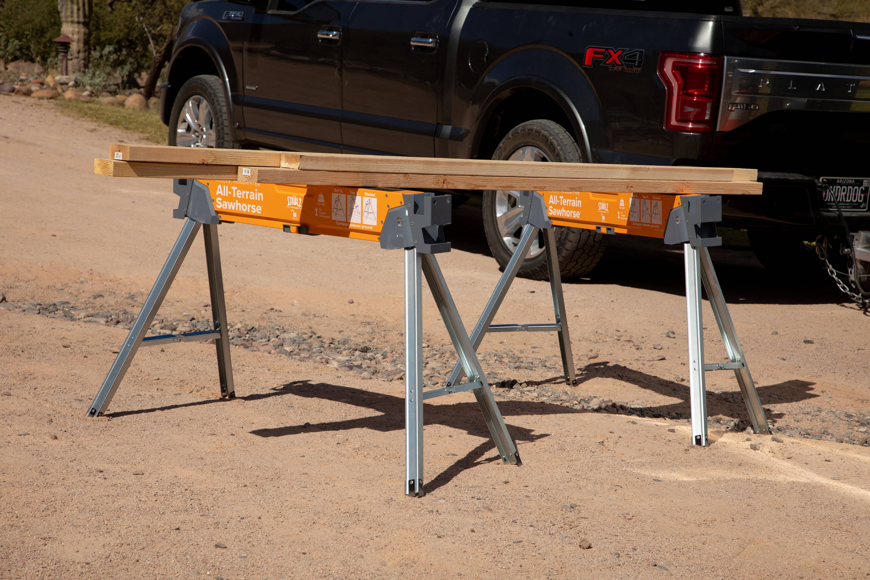 Caballo todoterreno BORA 2-Pack 42.5-Pulgadas L x 30-Pulgadas A Caballete de Sierra de Acero Ajustable (Capacidad de 1500 lbs) PM-4520T