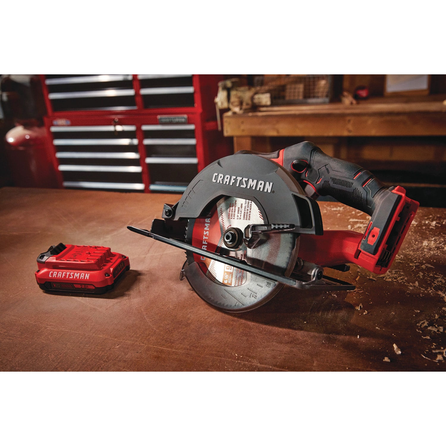 Sierra circular inalámbrica CRAFTSMAN V20 de 20 voltios, 6-1/2 pulgadas (batería incluida) CMCS500M1