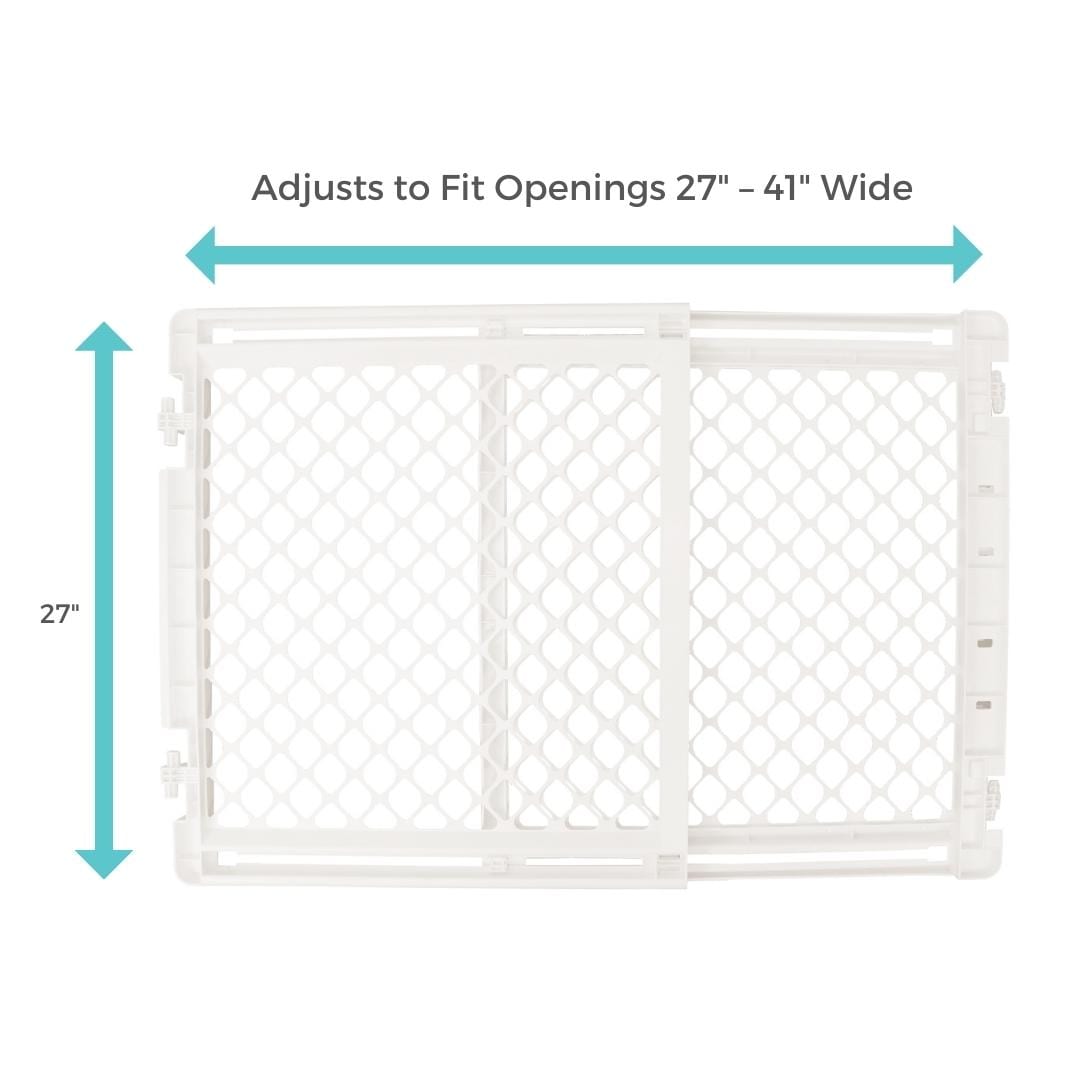 Barrera de seguridad de plástico blanco suave montada con herrajes de 41 pulgadas x 27 pulgadas Toddleroo by North States 8691