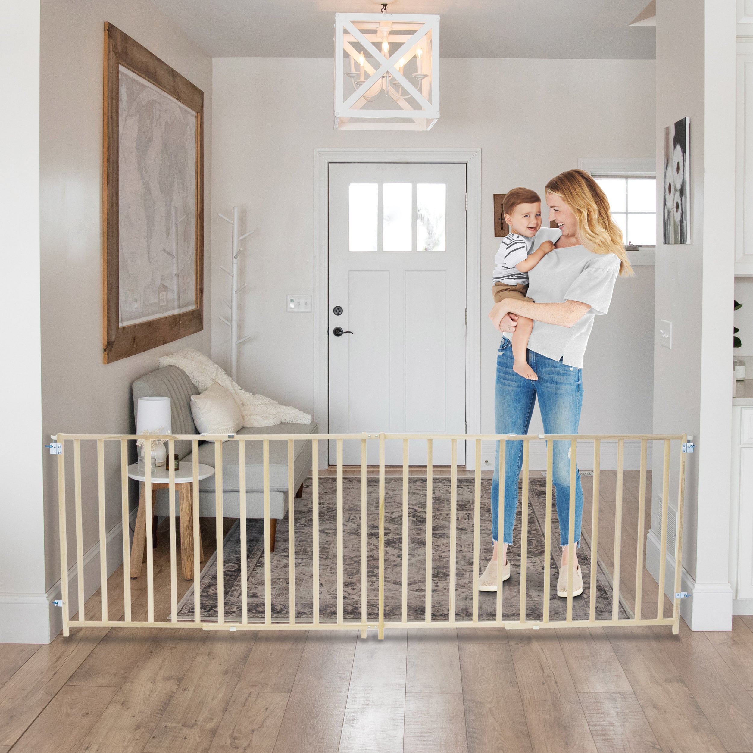 Barrera de seguridad de madera natural montada con hardware Toddleroo de North States de 103 pulgadas x 27 pulgadas 4649