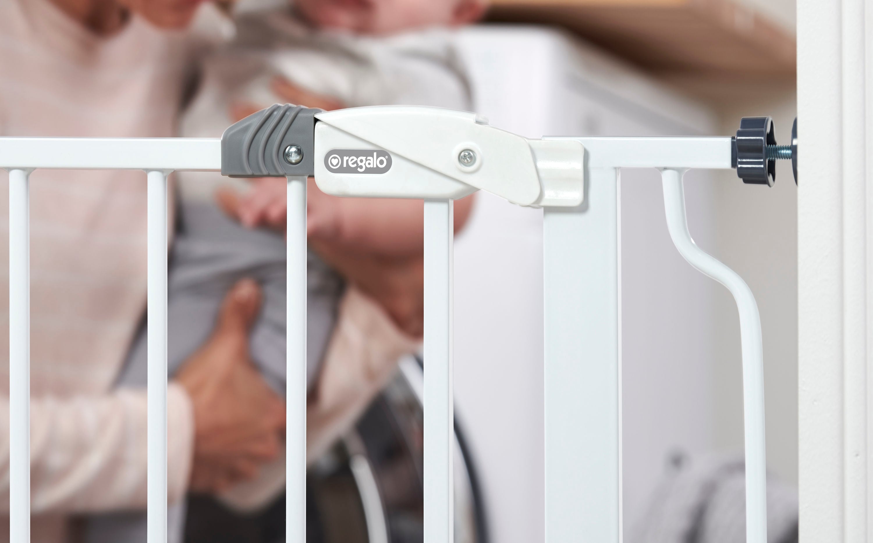 Puerta de seguridad de metal blanco montada a presión/hardware de 38.5 pulgadas x 30.0 pulgadas Regalo 1160 DS