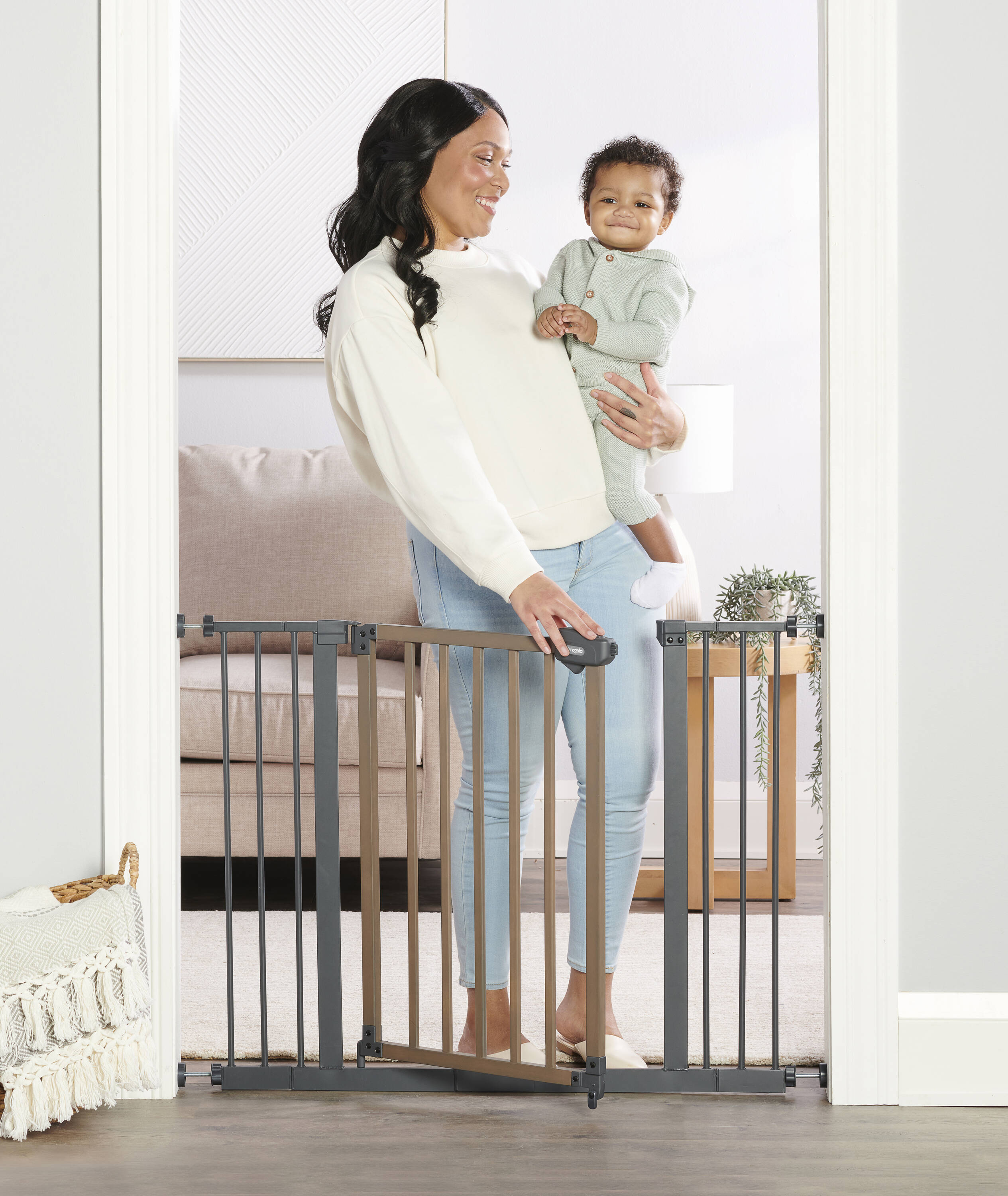 Puerta de seguridad de madera marrón gris de 39.5 pulgadas x 30 pulgadas para el hogar Heritage Regalo