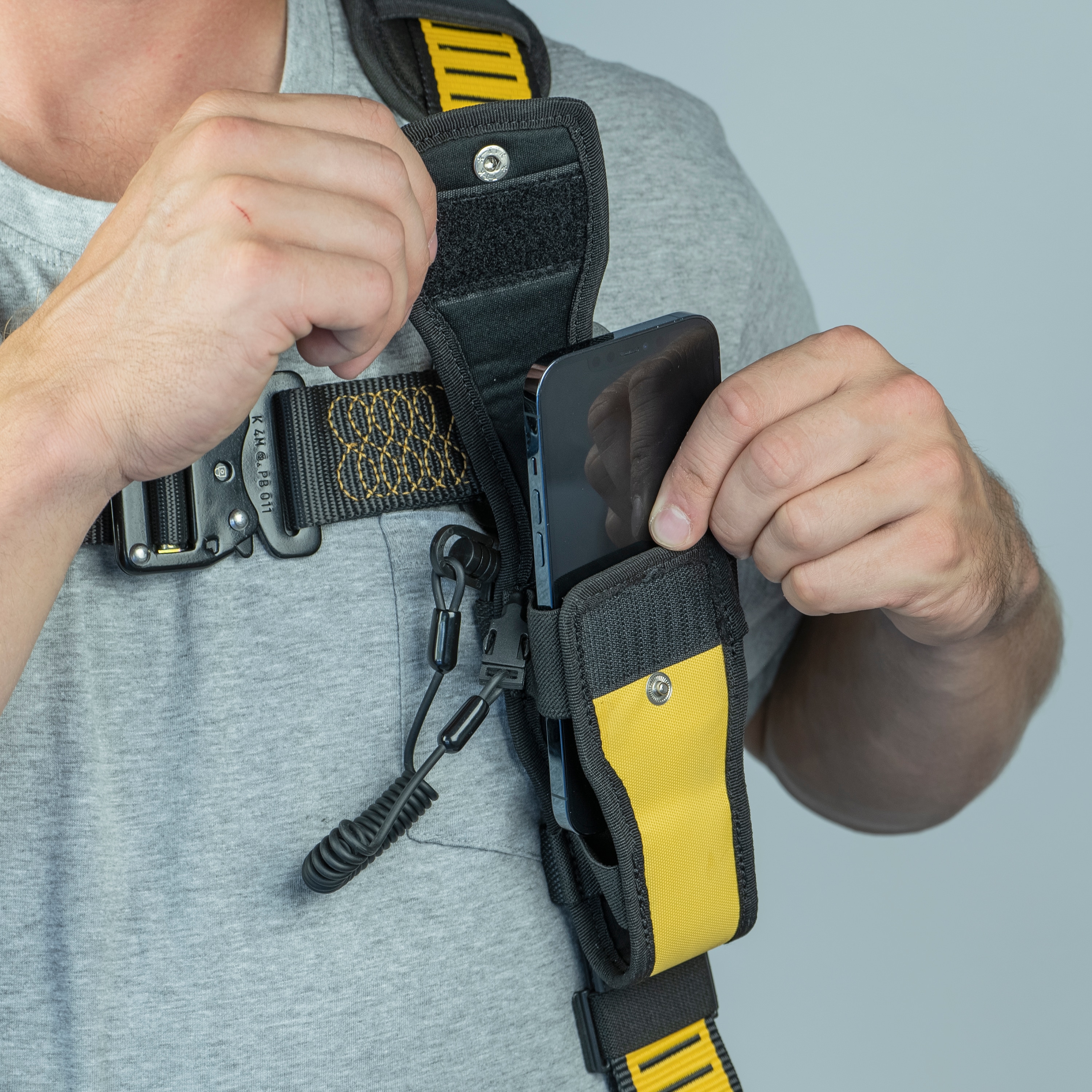 Soporte para radio/teléfono móvil Dewalt DXDP610100 Dewalt