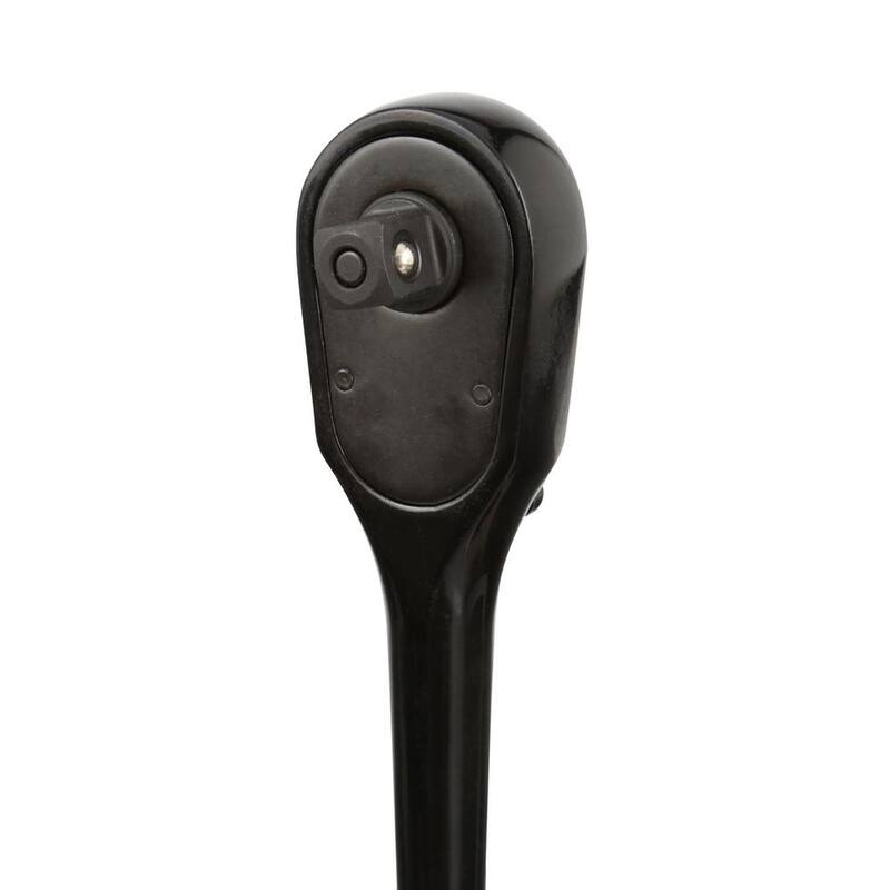 Juego de herramientas para mecánicos Stanley de 1/4 pulg. y 3/8 pulg. de accionamiento con cromo negro grabado con láser SAE y métrico (99 piezas) - 92-839