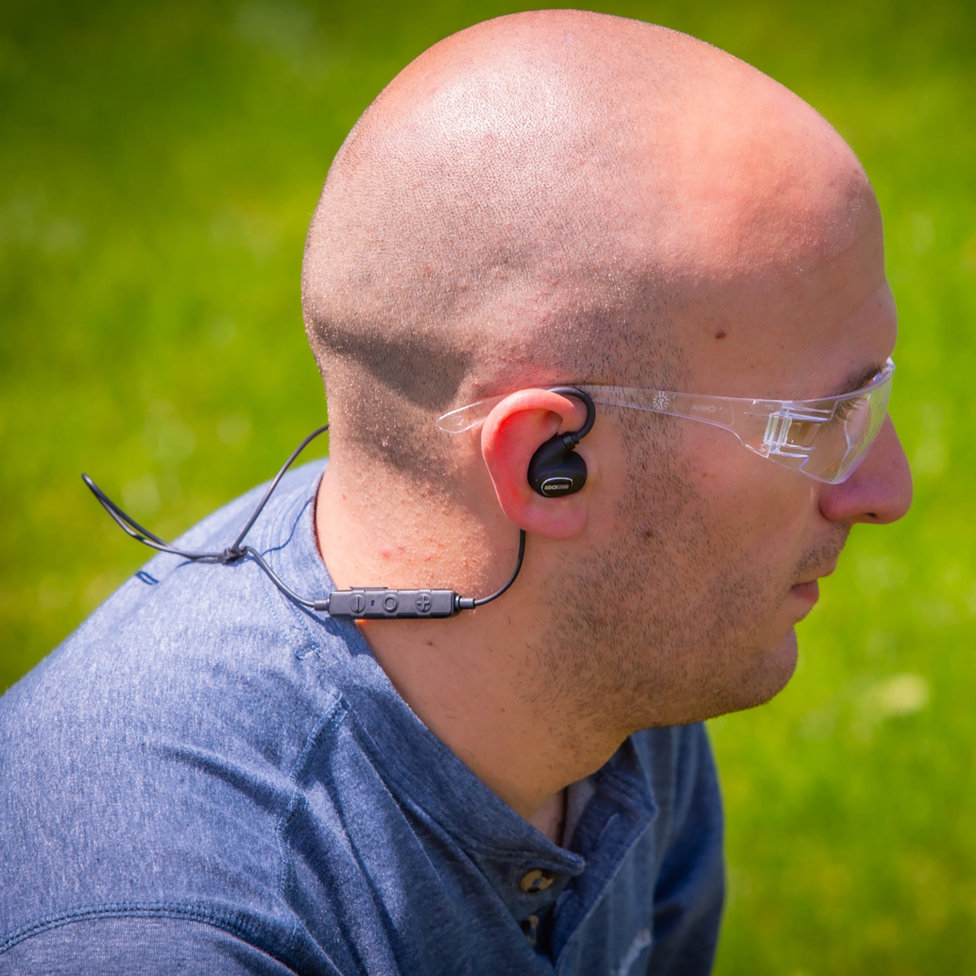 Protectores auditivos inalámbricos reutilizables ISOtunes Pro 2.0 con compatibilidad Bluetooth y reducción de ruido de 27 dB IT-23