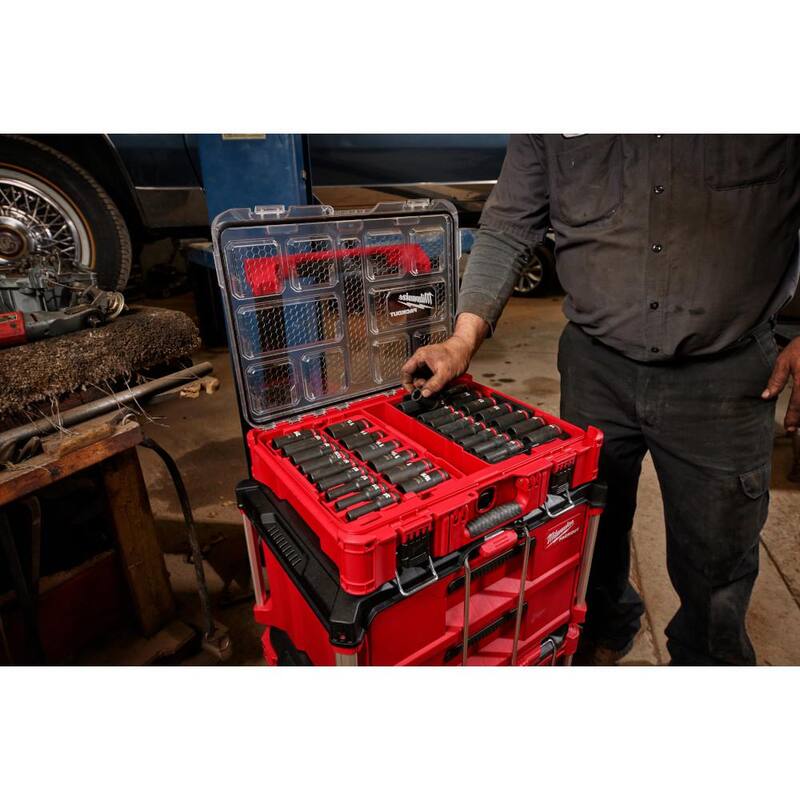 Set de trinquete y llave Milwaukee de 1/4, 3/8 y 1/2 pulgadas con sistema PACKOUT y juego de casquillos SHOCKWAVE (220 piezas) - 48-22-9486-48-22-9487-48-66-6805-49-66-6