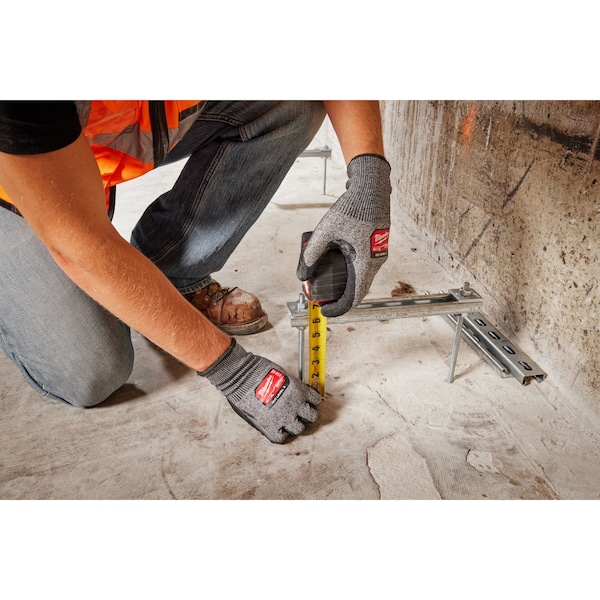 Guantes sumergibles resistentes al corte de Milwaukee Tool, nivel de corte A3, calibre 18, tamaño grande - 48-73-7132.