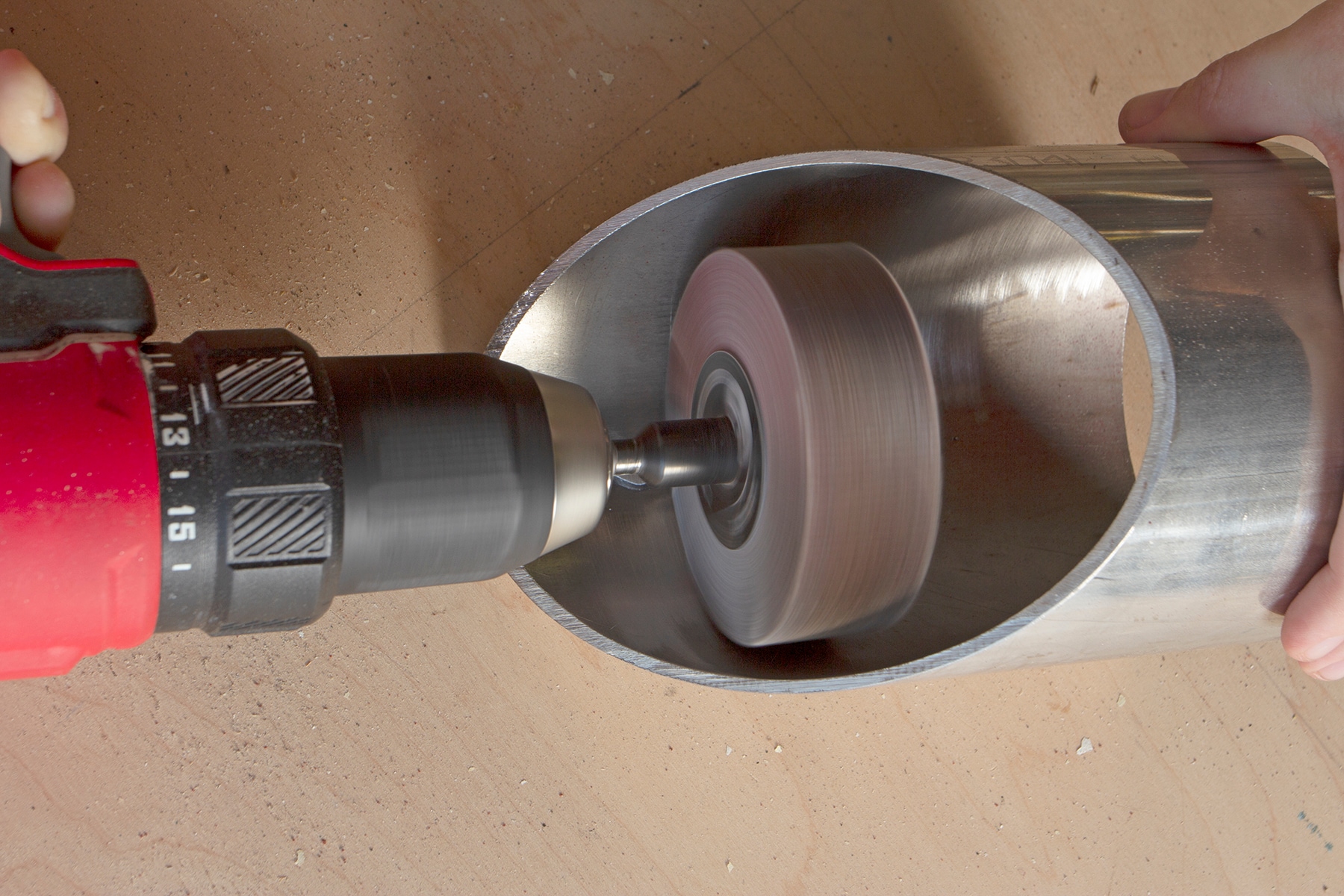 Papel de lija de disco con grano grueso de óxido de aluminio Gator 80 - 7005GA