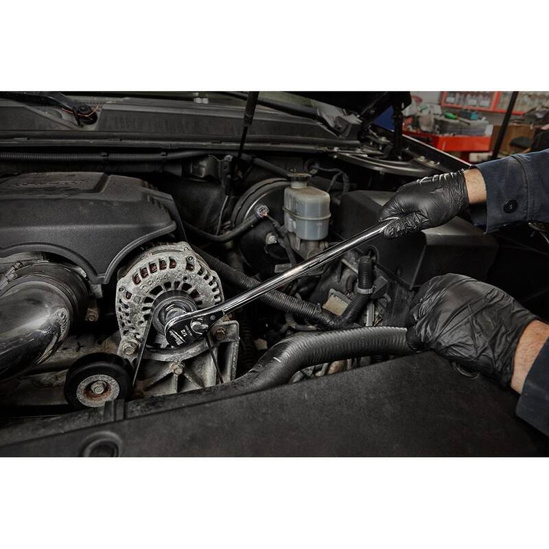 Set de herramientas mecánicas Milwaukee de 1/2 pulgadas de accionamiento SAE/métrico con trinquete y dados, incluye trinquete de 18 pulgadas de accionamiento de 1/2 pulgadas (48 piezas) - 48-22-9010-48-22-9050.