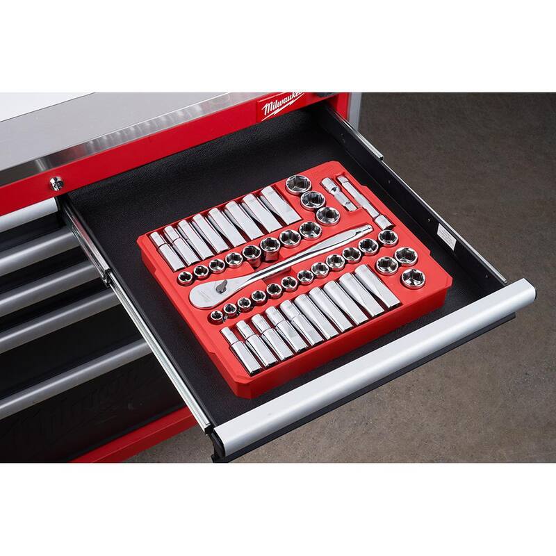 Set de herramientas mecánicas Milwaukee de 1/2 pulgadas de accionamiento SAE/métrico con trinquete y dados, incluye trinquete de 18 pulgadas de accionamiento de 1/2 pulgadas (48 piezas) - 48-22-9010-48-22-9050.