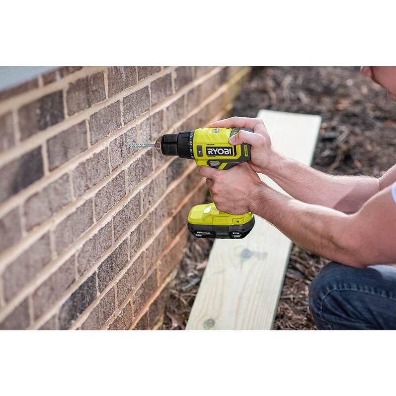 RYOBI ONE+ Taladro percutor inalámbrico de 18V con batería de alto rendimiento de 2.0 Ah de iones de litio - PCL220B-PBP003
