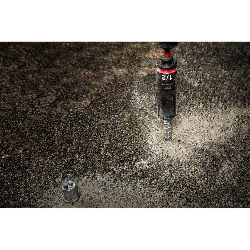 Juego de llaves de vaso de impacto y cromo Milwaukee Shockwave de 1/4 pulg. 3/8 pulg. de la serie Drive Deep Well con Packout (132 piezas) - 49-66-7006-49-66-7003-48-22-9486