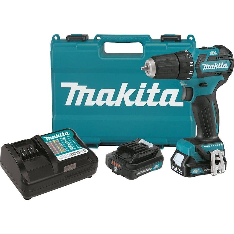 Kit de taladro inalámbrico Makita 12V max CXT de 3/8 pulgadas con tecnología de iones de litio sin escobillas, incluye (2) baterías (2.0 Ah), cargador y estuche rígido - FD07R1