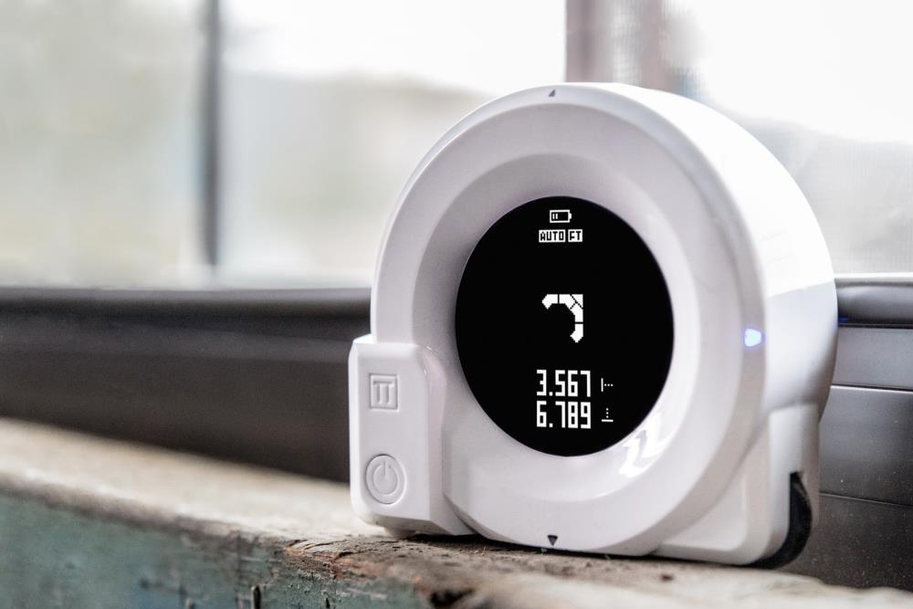 Medidor de distancia láser verde para interiores Plott Cubit de 65 pies con pantalla retroiluminada y compatibilidad Bluetooth 906231