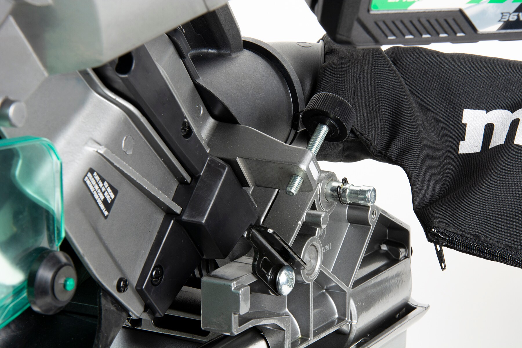 Sierra ingletadora compuesta deslizante híbrida de doble bisel de 36 voltios con guía láser (batería incluida) MultiVolt Metabo HPT 10 pulgadas C3610DRAQAM.