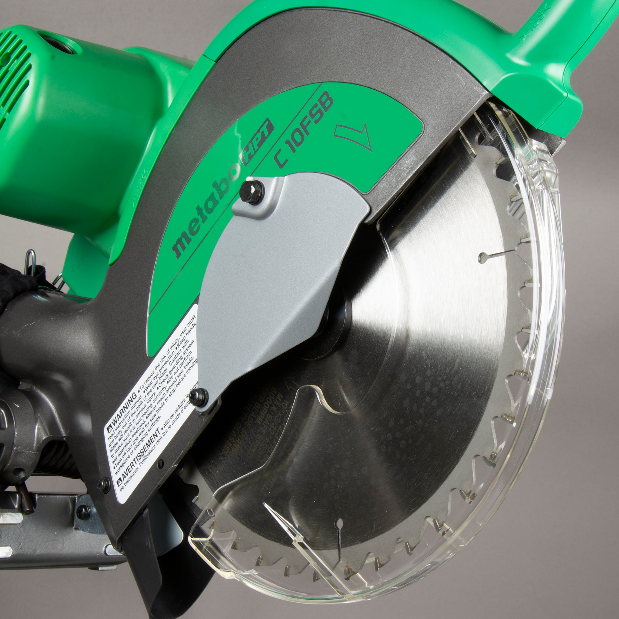 Sierra ingletadora compuesta deslizante de doble bisel de 10 pulgadas con cable Metabo HPT C10FSBSM