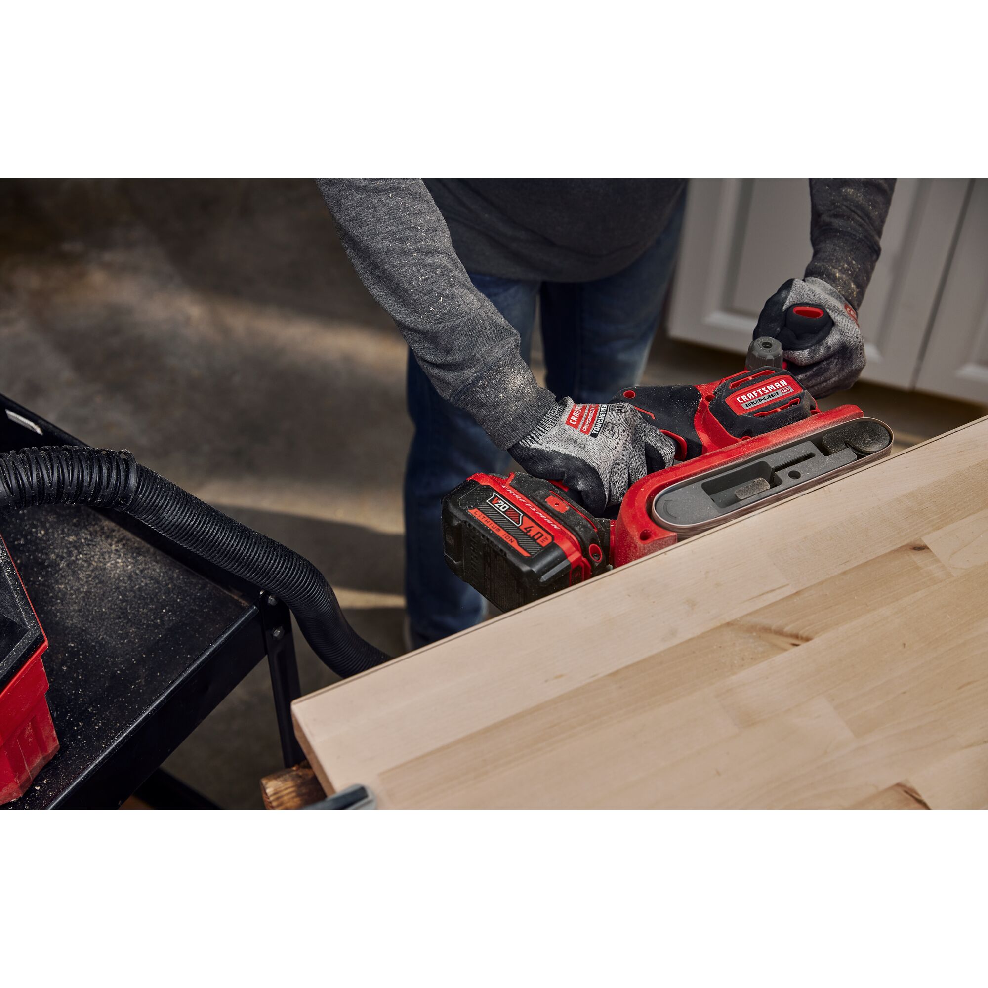 Lijadora inalámbrica CRAFTSMAN V20 RP de 20 voltios con velocidad variable sin escobillas y sistema de gestión de polvo CMCW223B