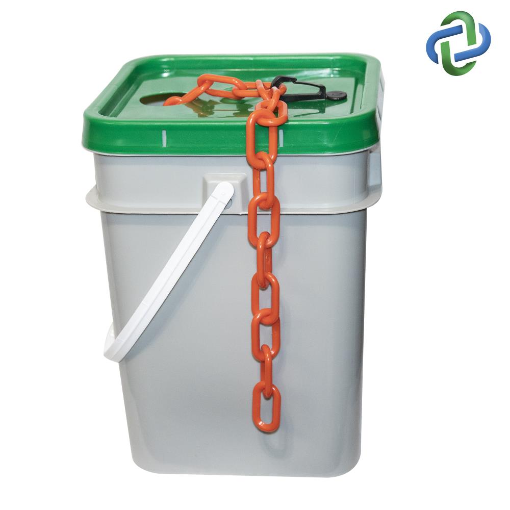 Cadena de Plástico Color Naranja de 51 mm x 160 pies para Barreras de Tráfico en Cubeta - Mr. Chain 2 in (#8) 50013-P