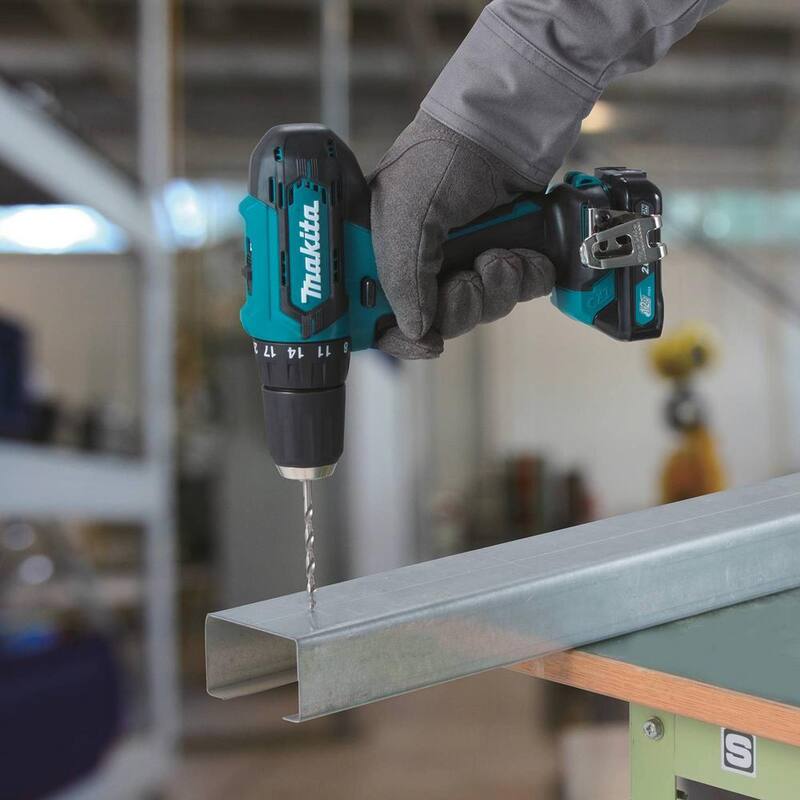 Kit de Martillo Atornillador Makita 12V max CXT de 3/8 pulgadas con batería de iones de litio de 2.0 Ah - PH06R1