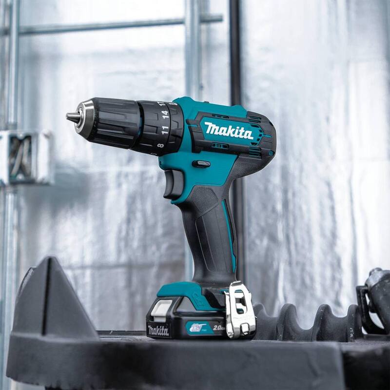 Kit de Martillo Atornillador Makita 12V max CXT de 3/8 pulgadas con batería de iones de litio de 2.0 Ah - PH06R1