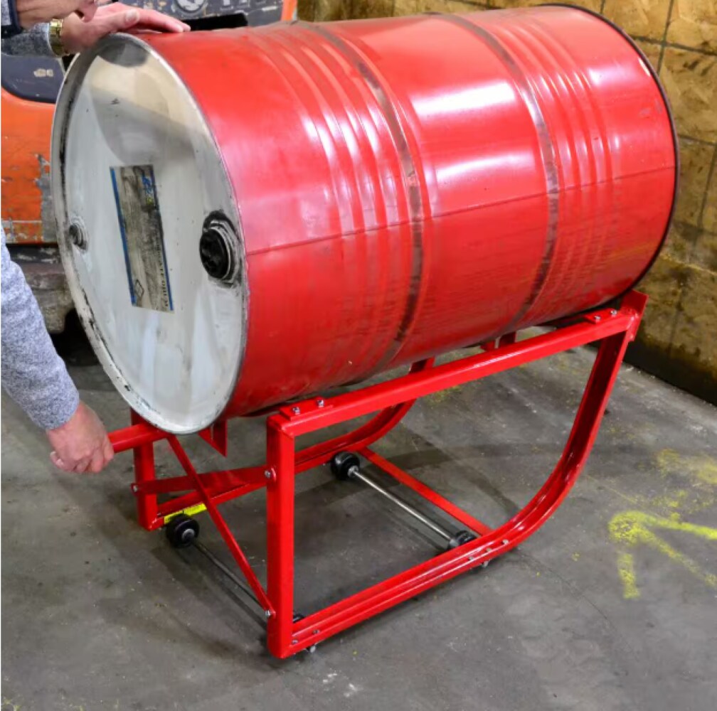 Carrito de acero rojo de 4 ruedas con capacidad de 800 libras Milwaukee DC40158