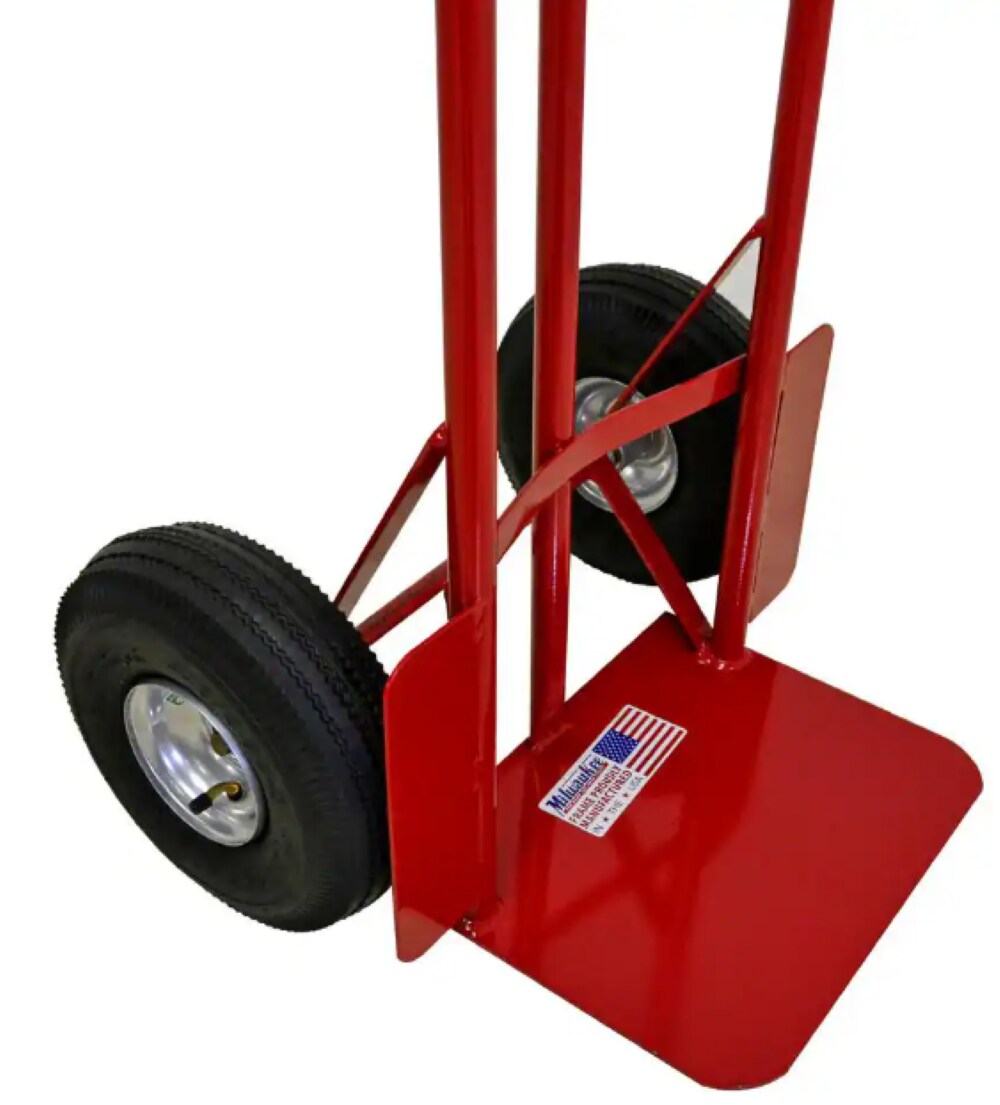 Carretilla de mano de alta resistencia de acero rojo de capacidad de 800 lbs de Milwaukee con 2 ruedas