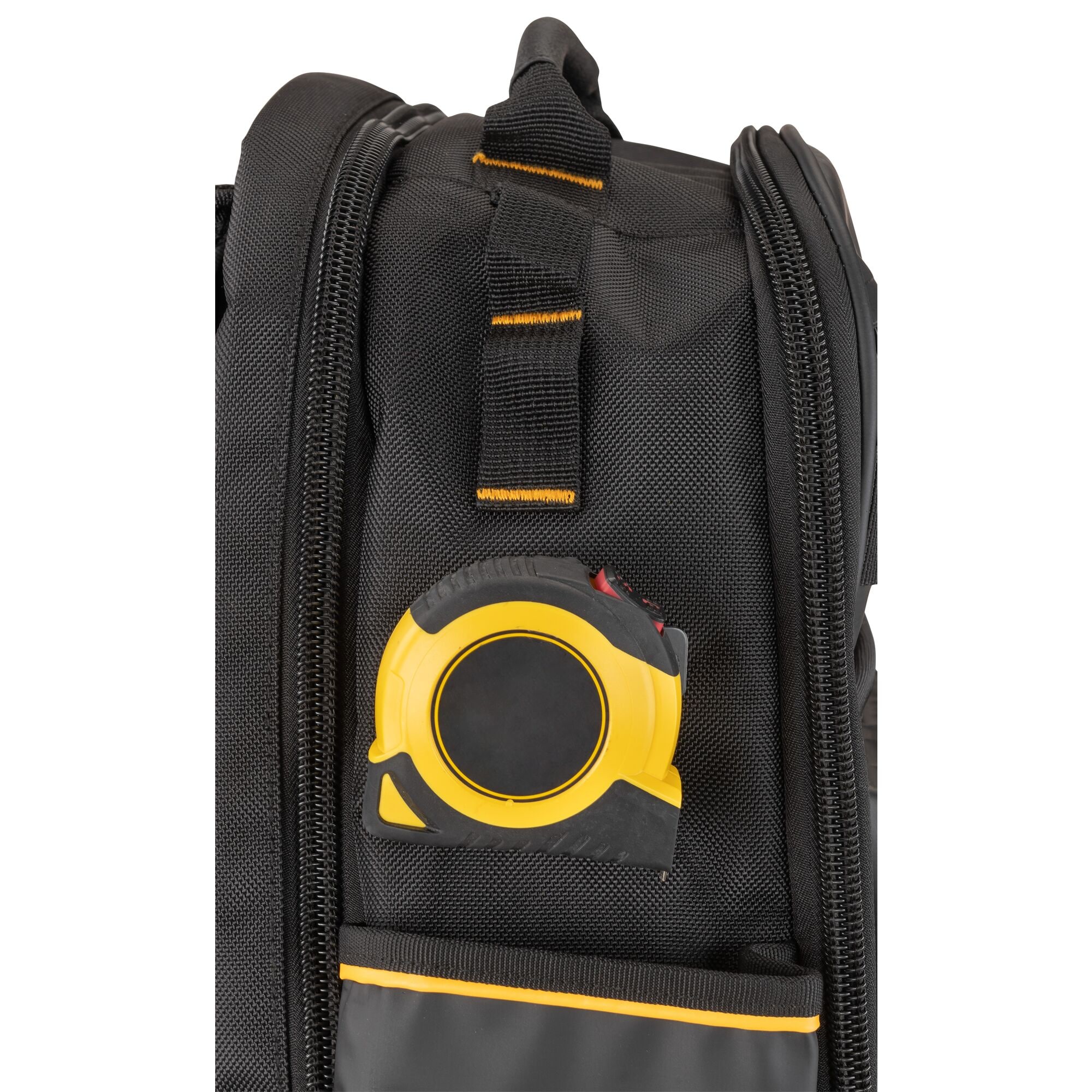 Mochila con cierre DEWALT de poliéster negro y amarillo de 7.75 pulgadas de ancho x 18.75 pulgadas de profundidad x 13.75 pulgadas de largo DWST560102