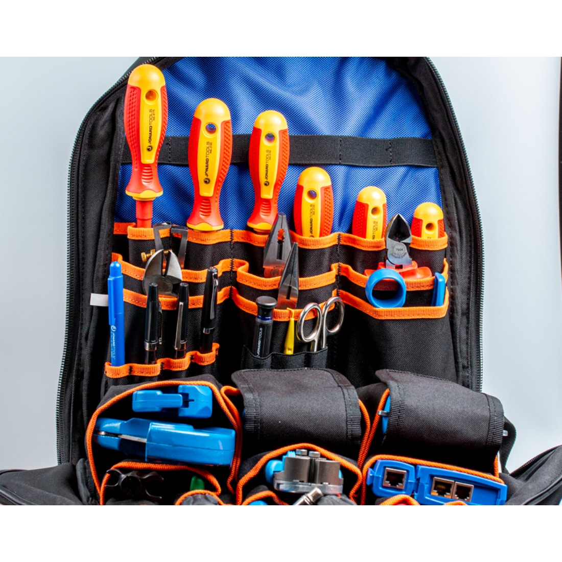 Mochila con cierre de nylon balístico negro de Jonard Tools de 14 pulgadas de ancho x 18 pulgadas de profundidad x 7 pulgadas de largo BP-100