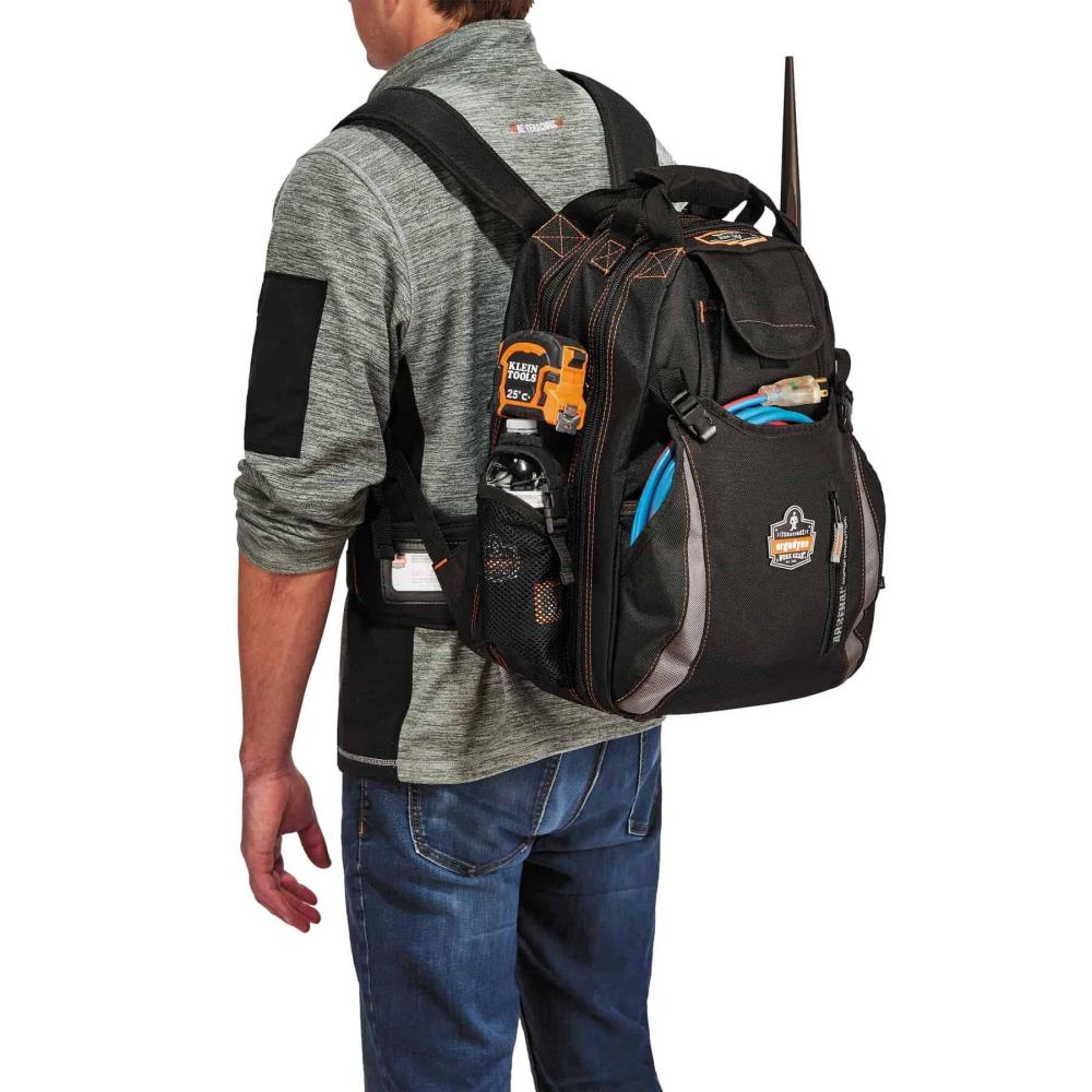 Mochila con cierre Ergodyne Negro de poliéster de 16 pulgadas de ancho x 9 pulgadas de profundidad x 19 pulgadas de largo 13743