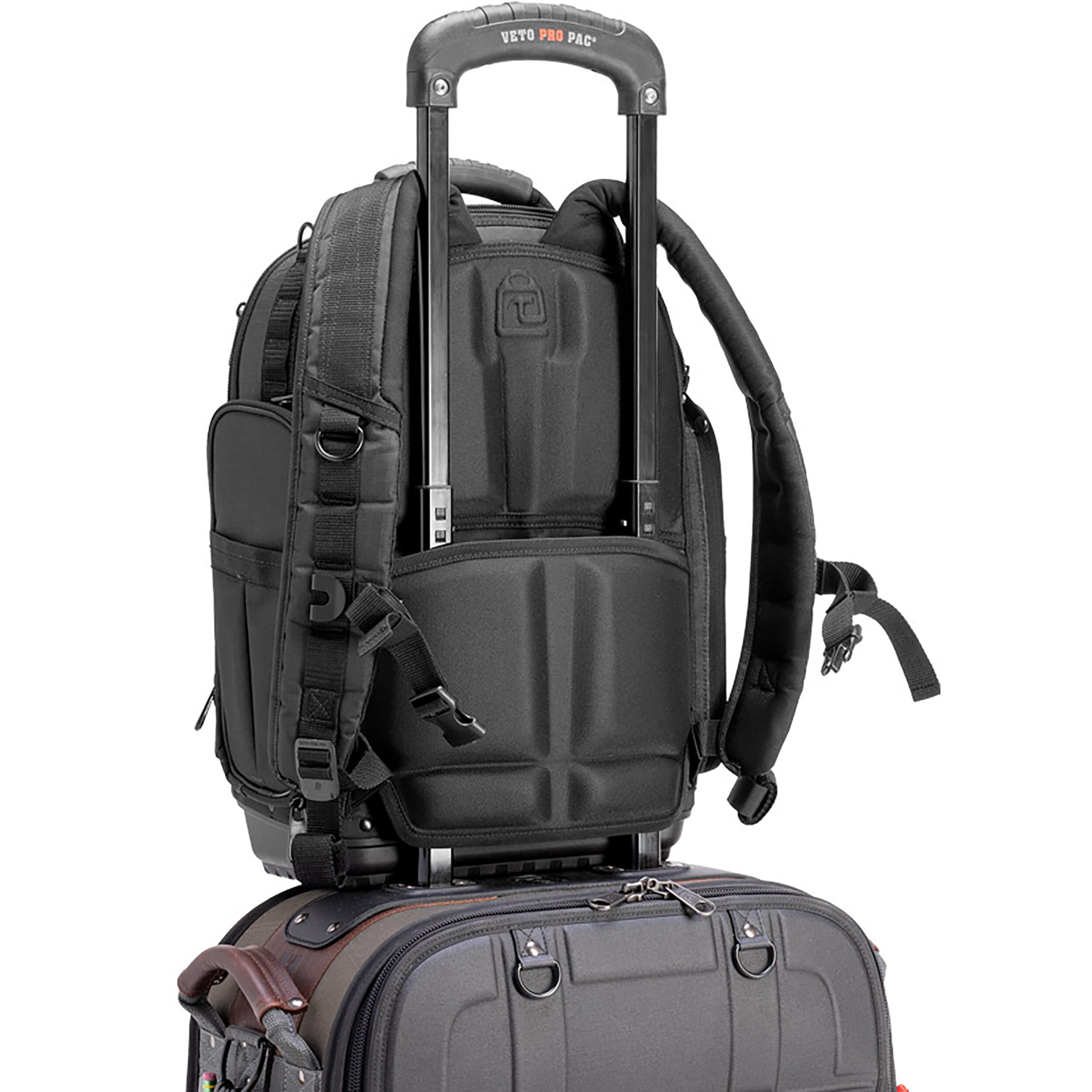 Mochila con cierre de nylon de carbono Veto Pro Pac de 16 pulgadas de ancho x 10 pulgadas de profundidad x 19.5 pulgadas de largo VPP10534